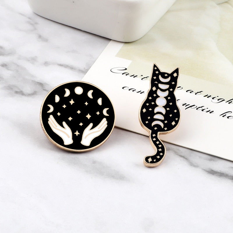 Witches Punk Black Enamel Pins Magical Hat Furnace Moon Cat Brooch Backpack Denim Lapel Pin Badge Dark Gothic Party Jewelry Gift